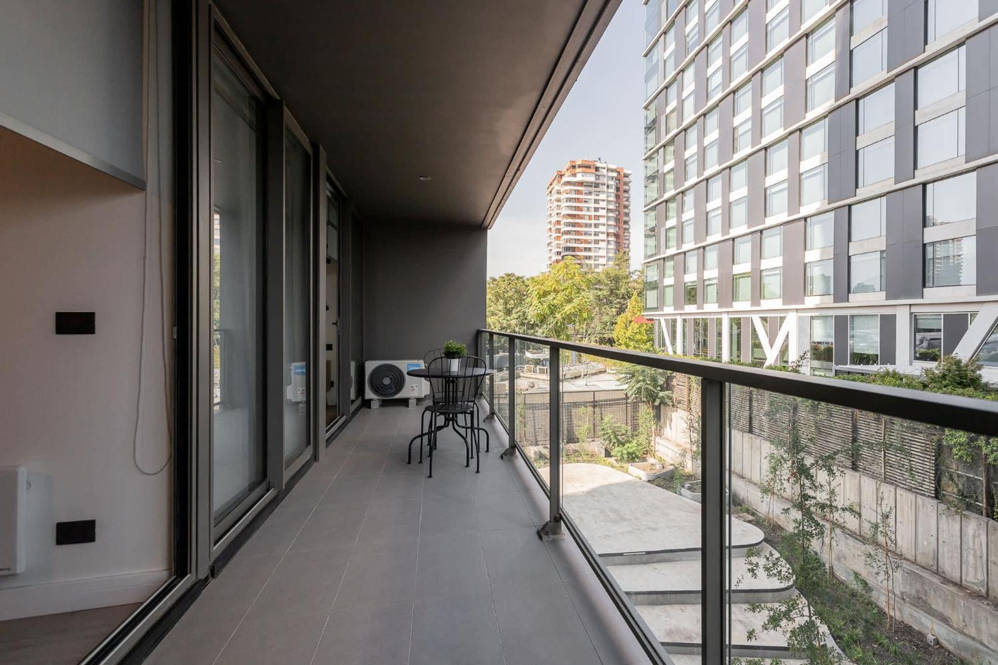 Impressive 2br 2ba Parque Arauco Mall *
