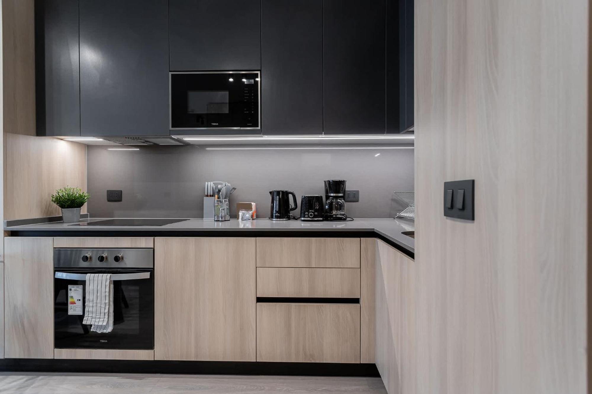 Impressive 2br 2ba Parque Arauco Mall Apartamento Santiago